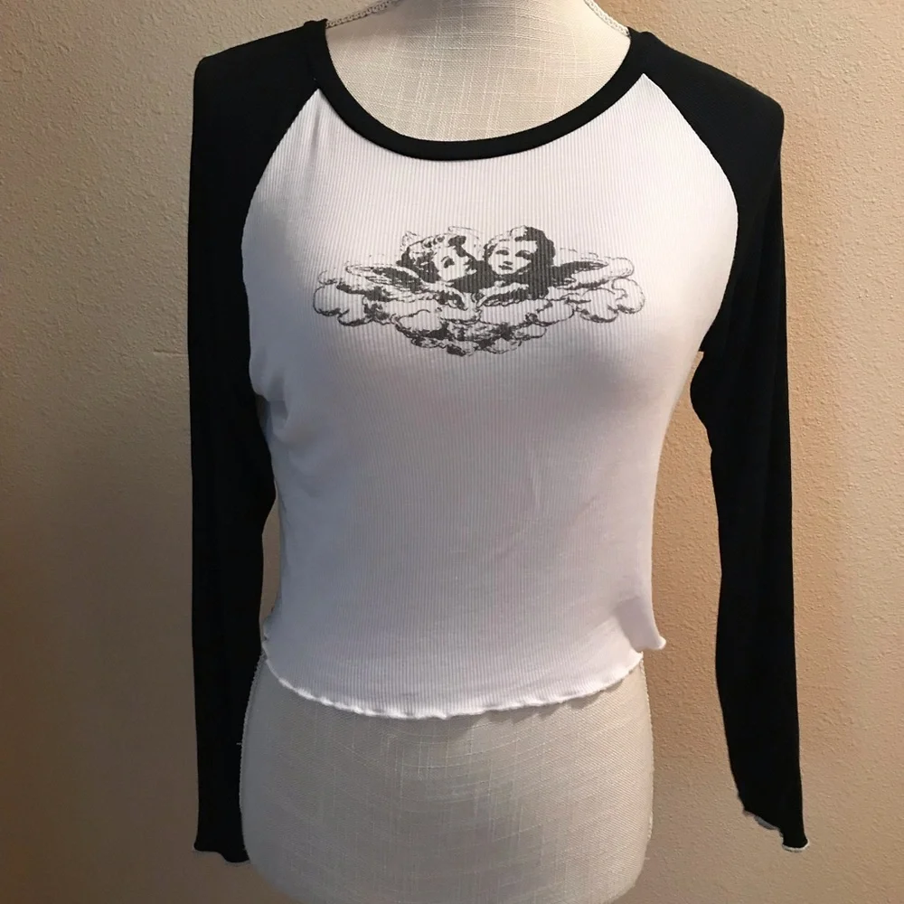 Angel long sleeve crop crewneck lettuce hem white and black top - Picture 1 of 3